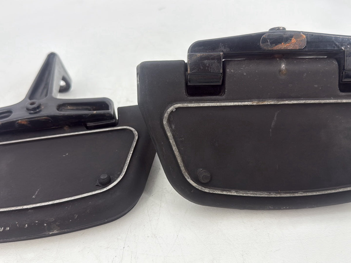 2005 Harley Touring Road King Classic Left Right Passenger Floorboard Foot Rest