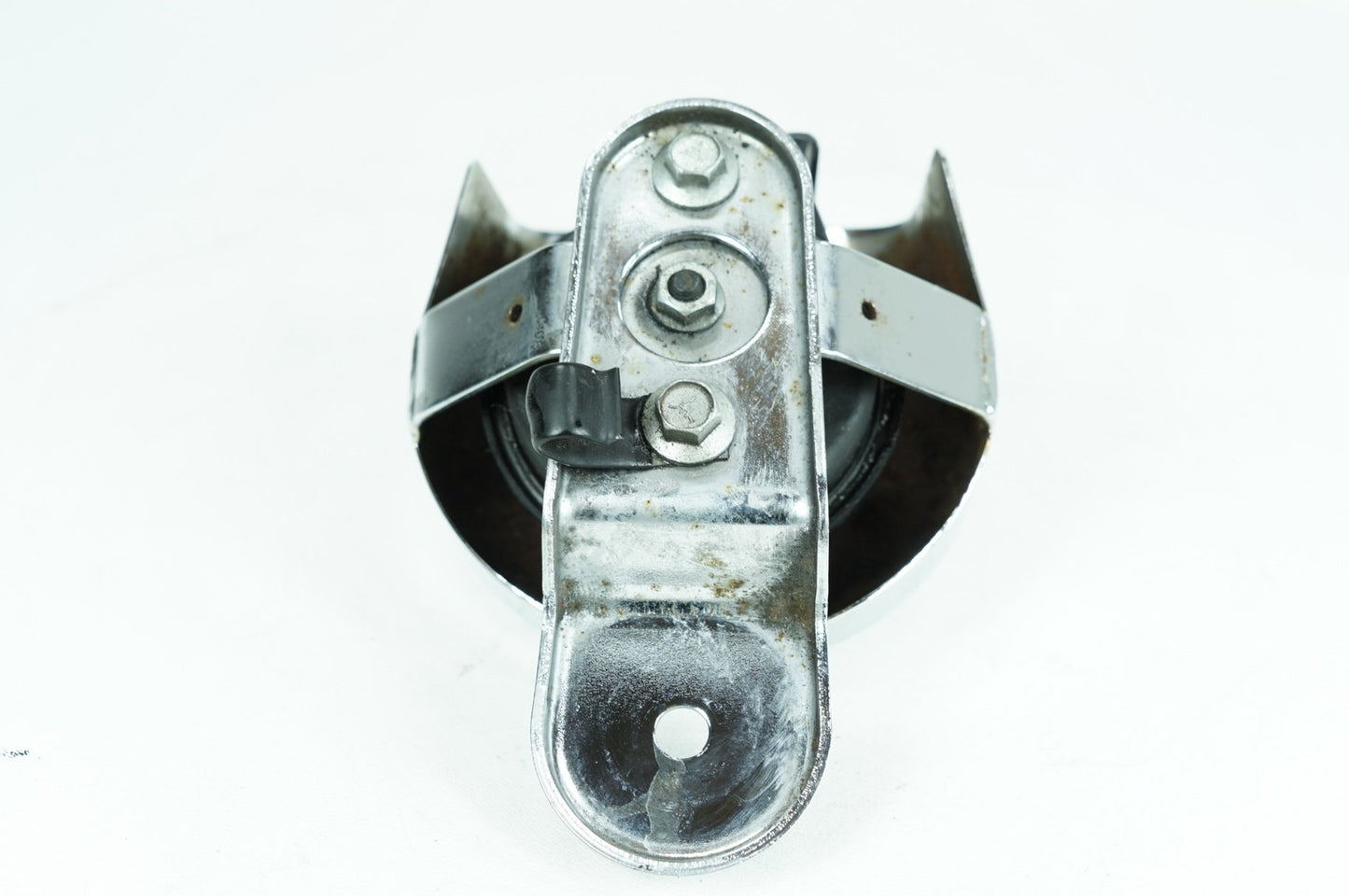 2007 - 2016 Harley-Davidson Dyna Super Glide Custom Horn Signal Klaxon Chrome Cover 69012-93A