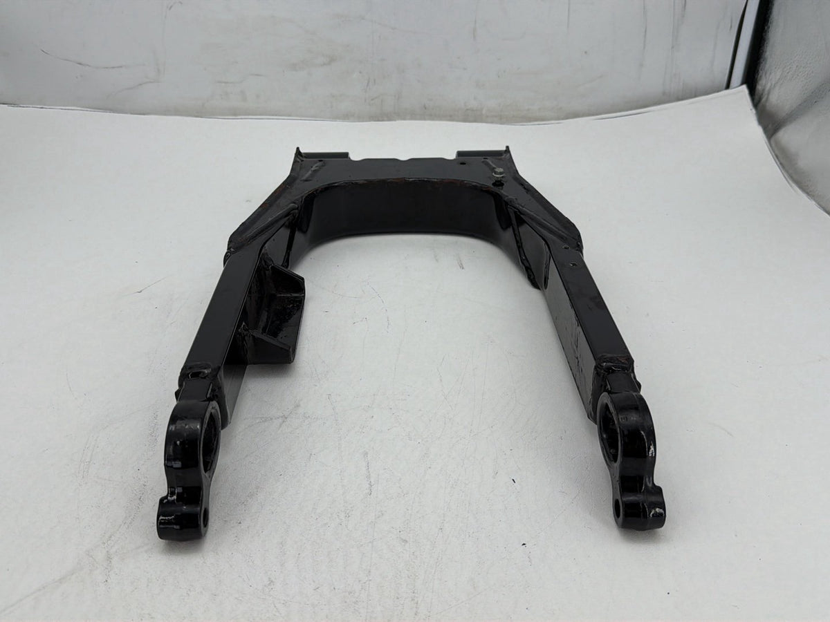 2005 Harley Electra Glide Touring Ultra OEM Rear Fork Swingarm Swing Arm