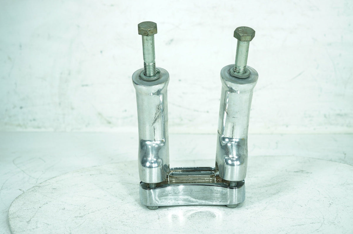 2008 Harley Dyna FXDL Low Rider OEM Front Handlebar Riser Top Clamp Chrome