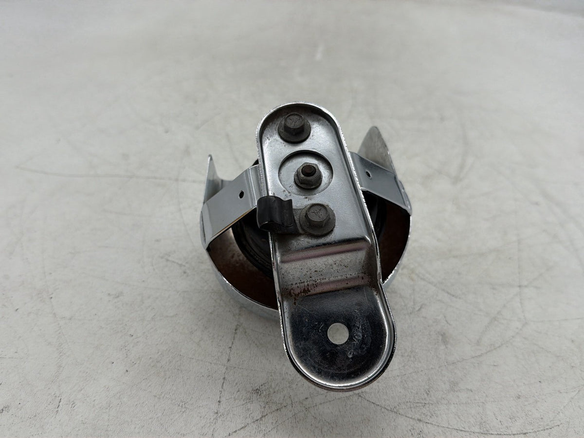 2010 Harley Electra Glide Touring Ultra OEM Horn Signal Klaxon Chrome Cover