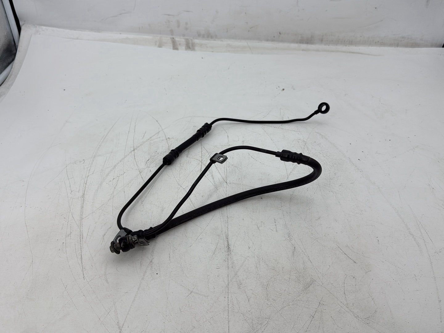 2005 Harley Heritage Softail Classic FLSTCI OEM Front Brake Hose Line Pipe