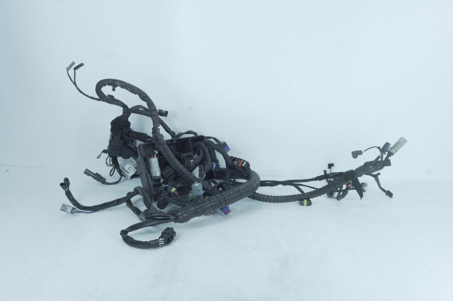 2007 - 2017 Harley-Davidson Dyna Switchback Main Wire Wiring Harness Loom NON-abs  	71072-12