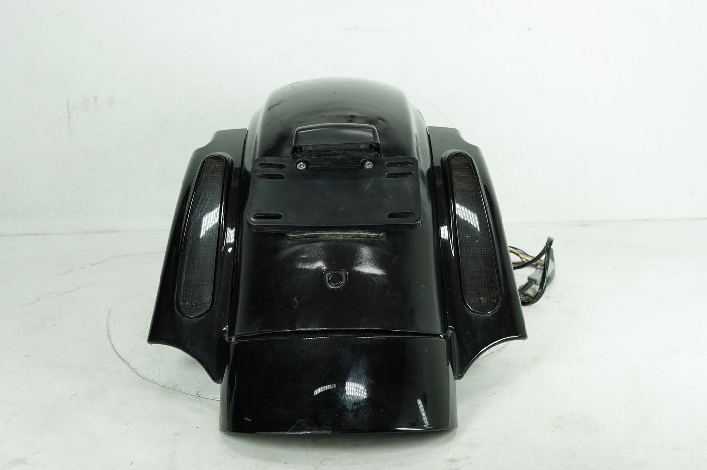 2007 - 2012 Harley-Davidson Touring Electra Glide Ultra Rear Wheel Fender Panel & License Plate Holder 59579-09
