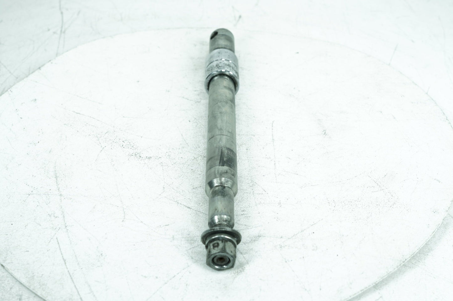 1999 - 2006 Harley-Davidson Touring Electra Glide Ultra Front Wheel Axle Bolt Shaft 43364-00