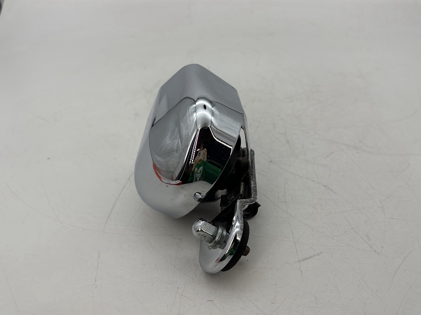 2002 Harley Dyna FXD Super Glide OEM Horn Signal Klaxon Chrome Cover