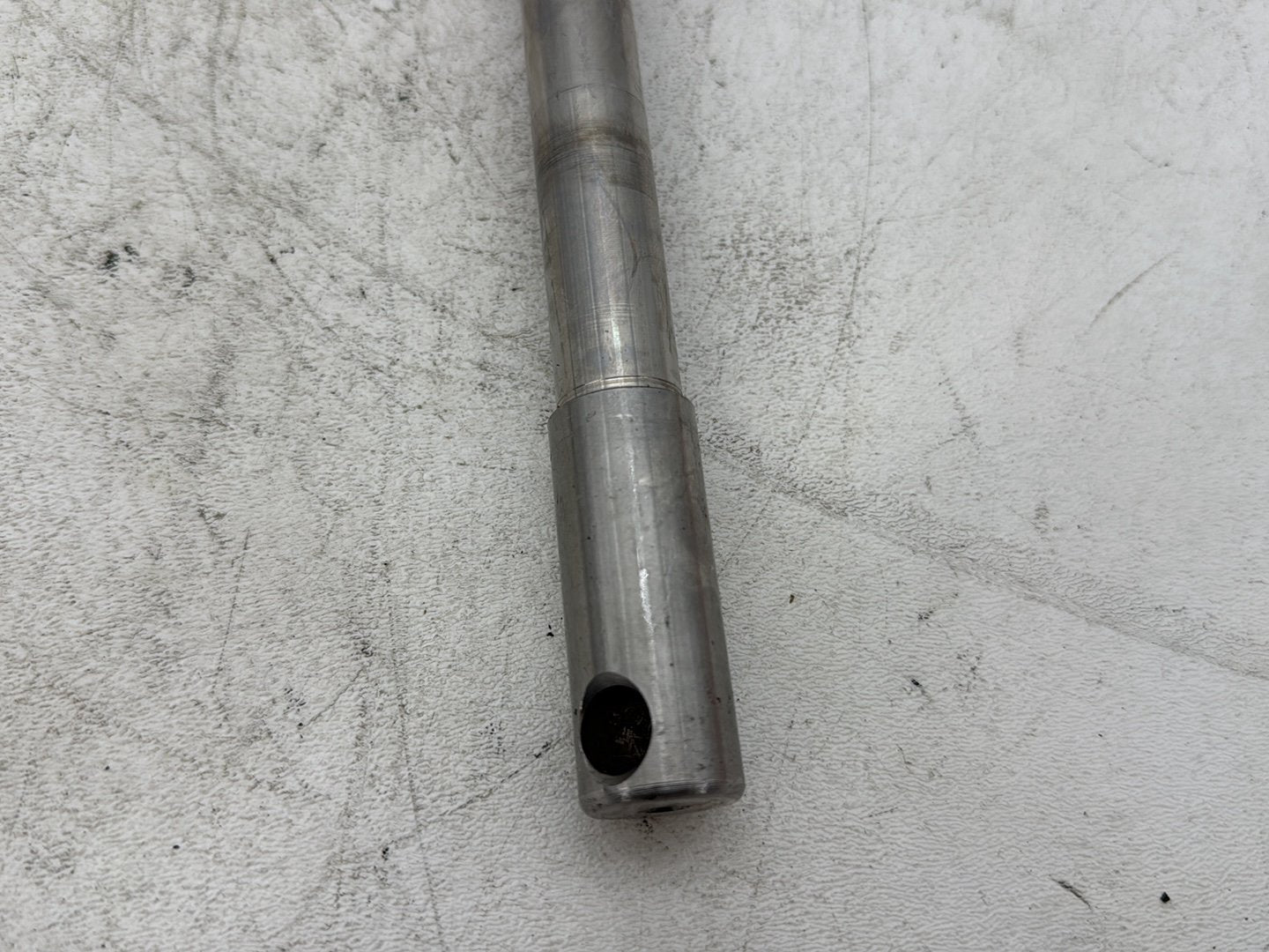1996 Harley Electra Glide Touring FLHT OEM Front Wheel Axle Bolt Shaft
