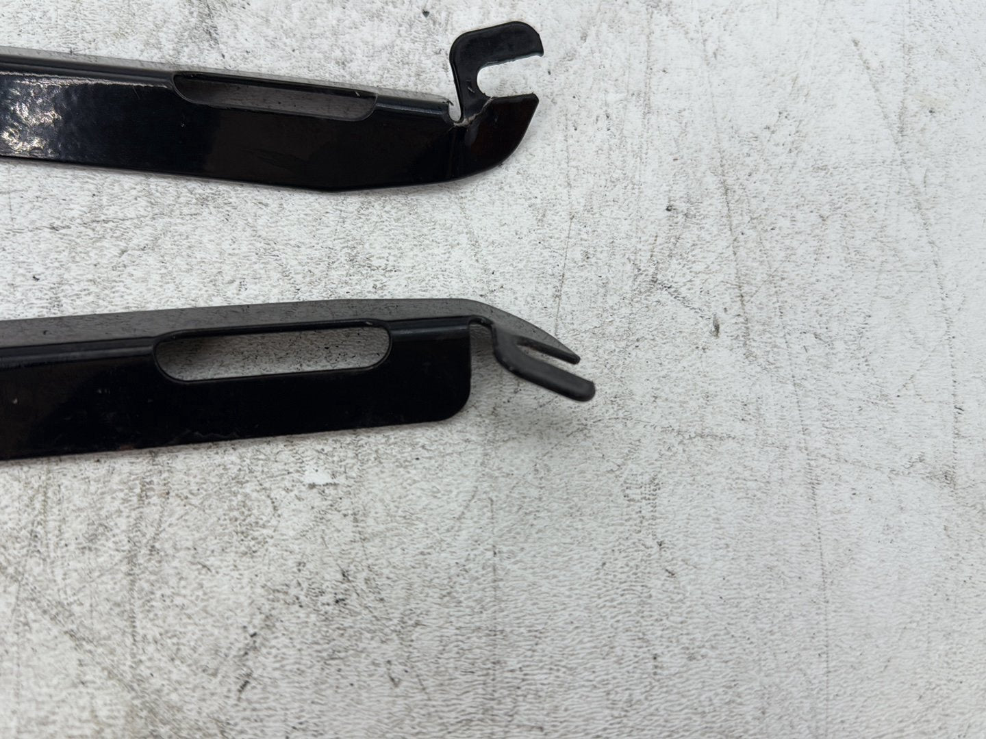 1996 Harley Electra Glide Touring FLHT OEM Right Left Fairing Support Brackets