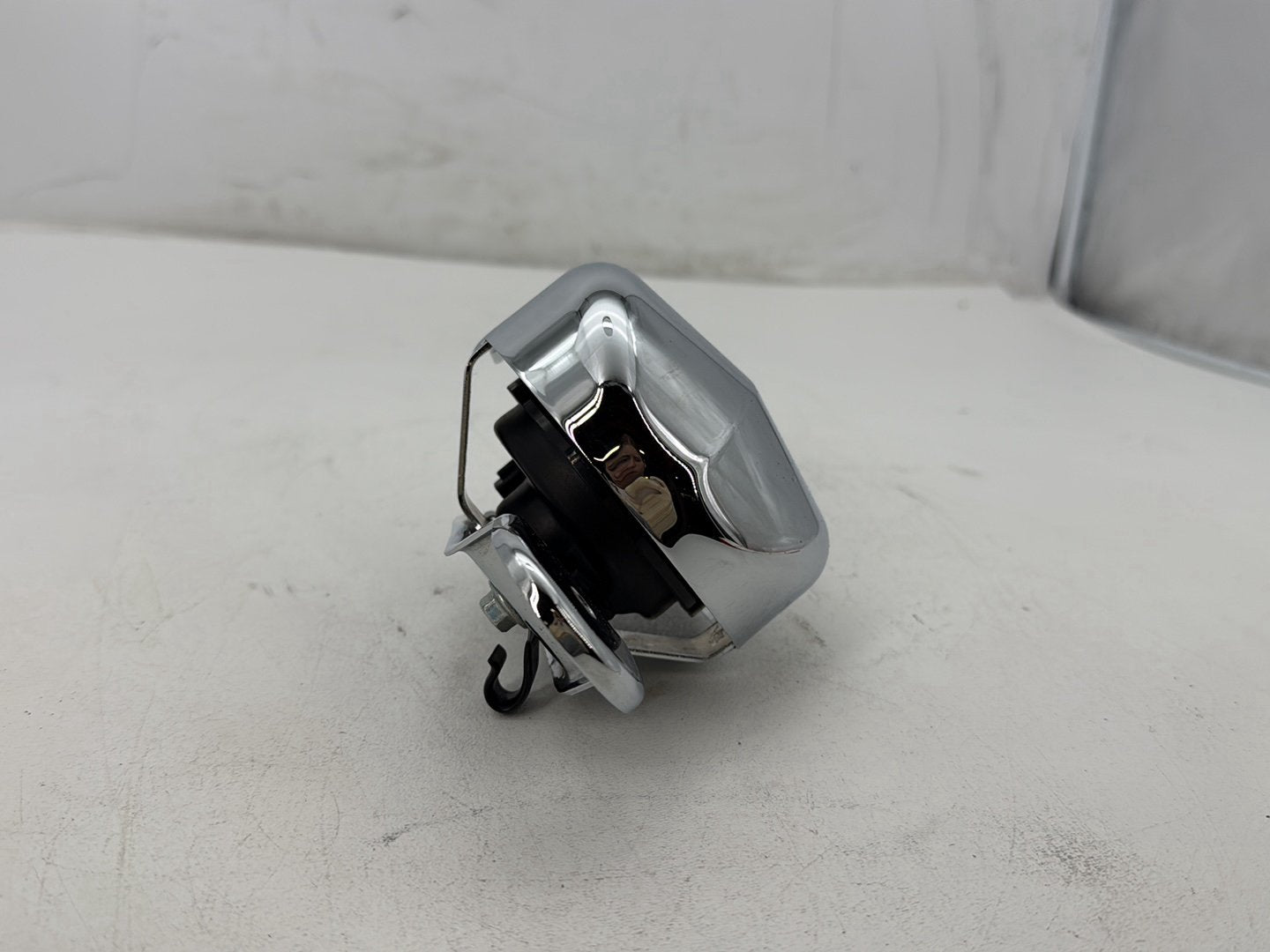 2014 Harley Electra Glide Touring CVO Screamin Eagle OEM Horn Signal Klaxon Chrome Cover