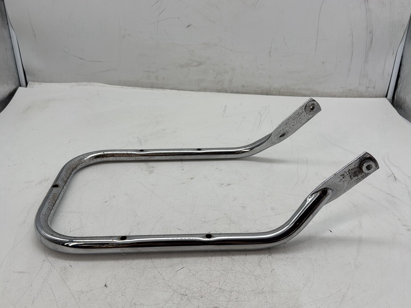 2006 Harley Touring FLHTCI Electra Glide Classic OEM Tour Pak Mount Top Tube Support Bar