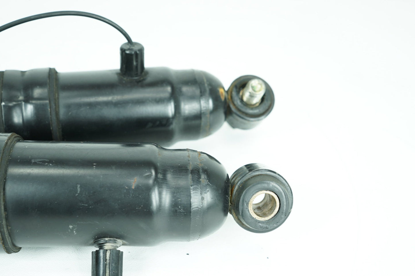 2008 - 2016 Harley-Davidson Touring Street Glide Rear Left Right Shock Absorbers 48785