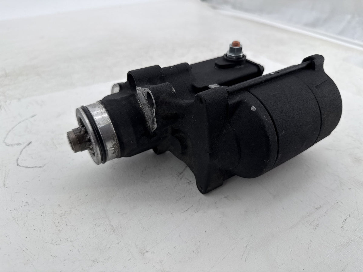 2013 Harley Street Glide Touring FLHX OEM Engine Starter Motor 31618-06A 12V