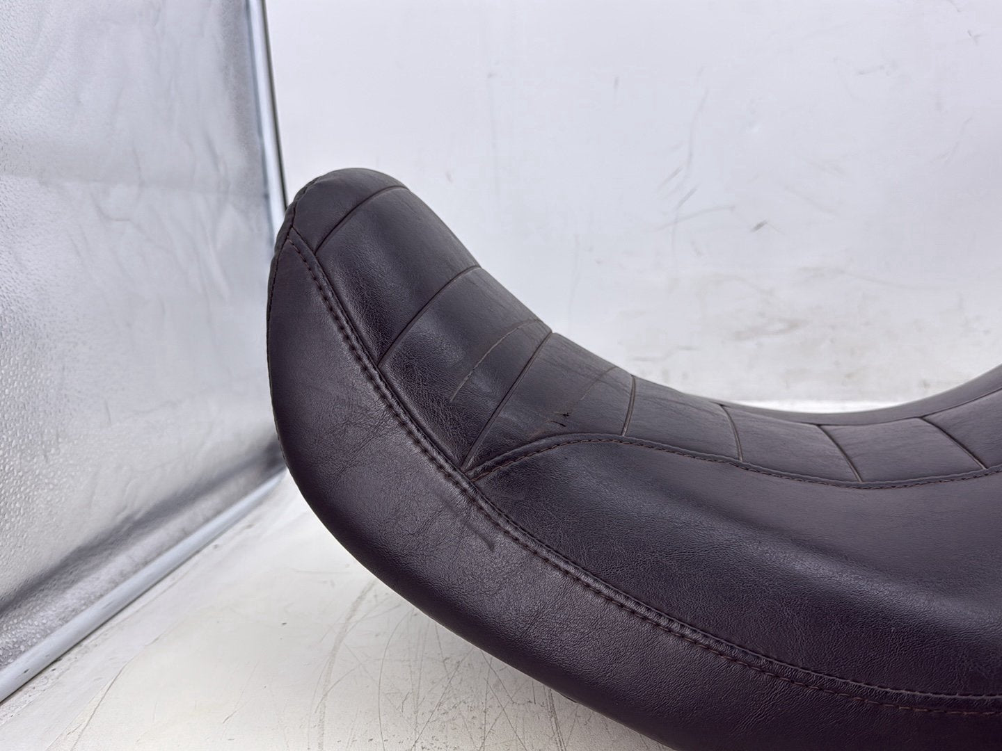 2012 Harley Dyna Super Glide Custom FXDCI OEM Passenger Rider Driver Seat Saddle