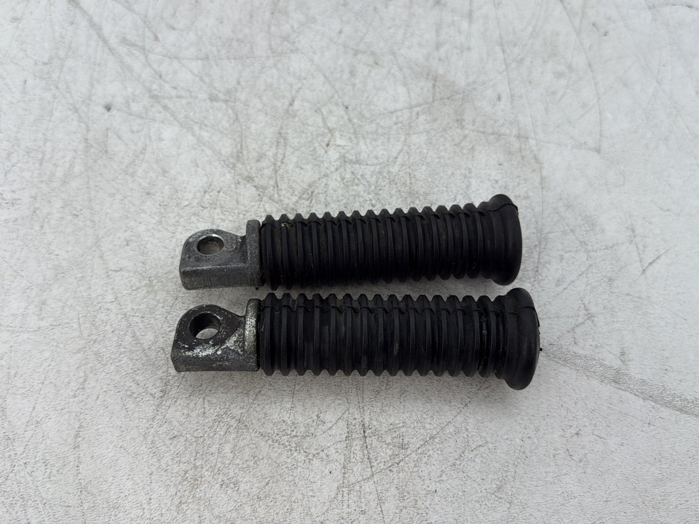 2013 Harley Heritage Softail Classic FLSTC OEM Left & Right Step Foot Rest Pegs