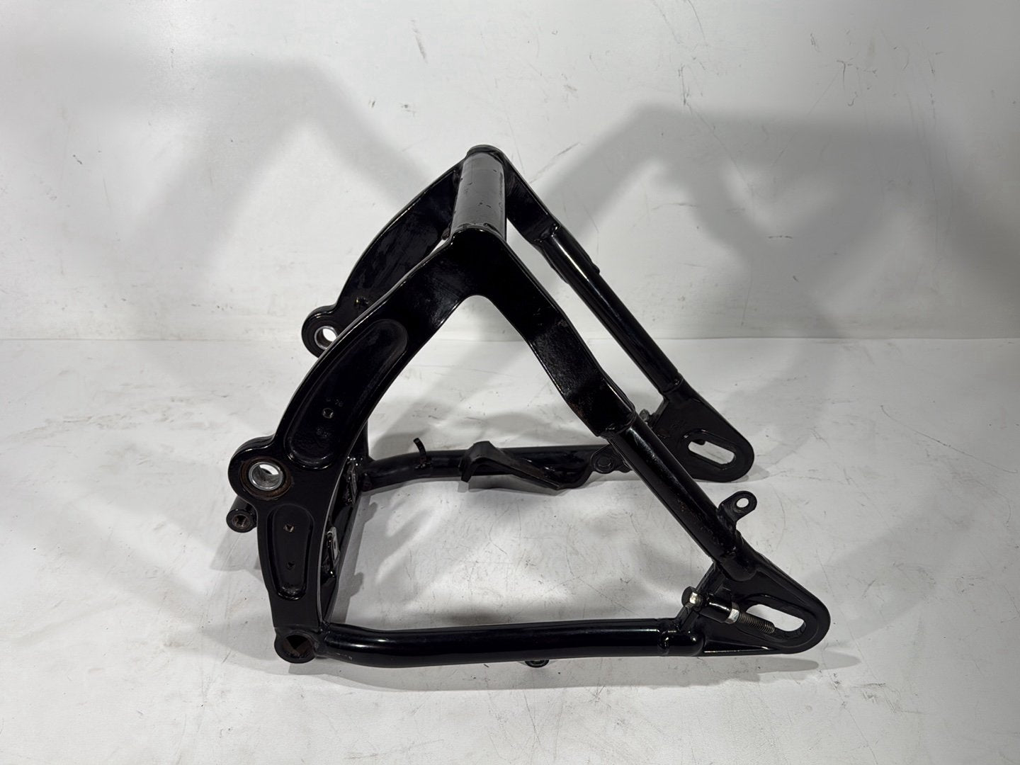1997 Harley Softail Fat Boy FLSTF OEM Rear Fork Swingarm Swing Arm 47573-89B