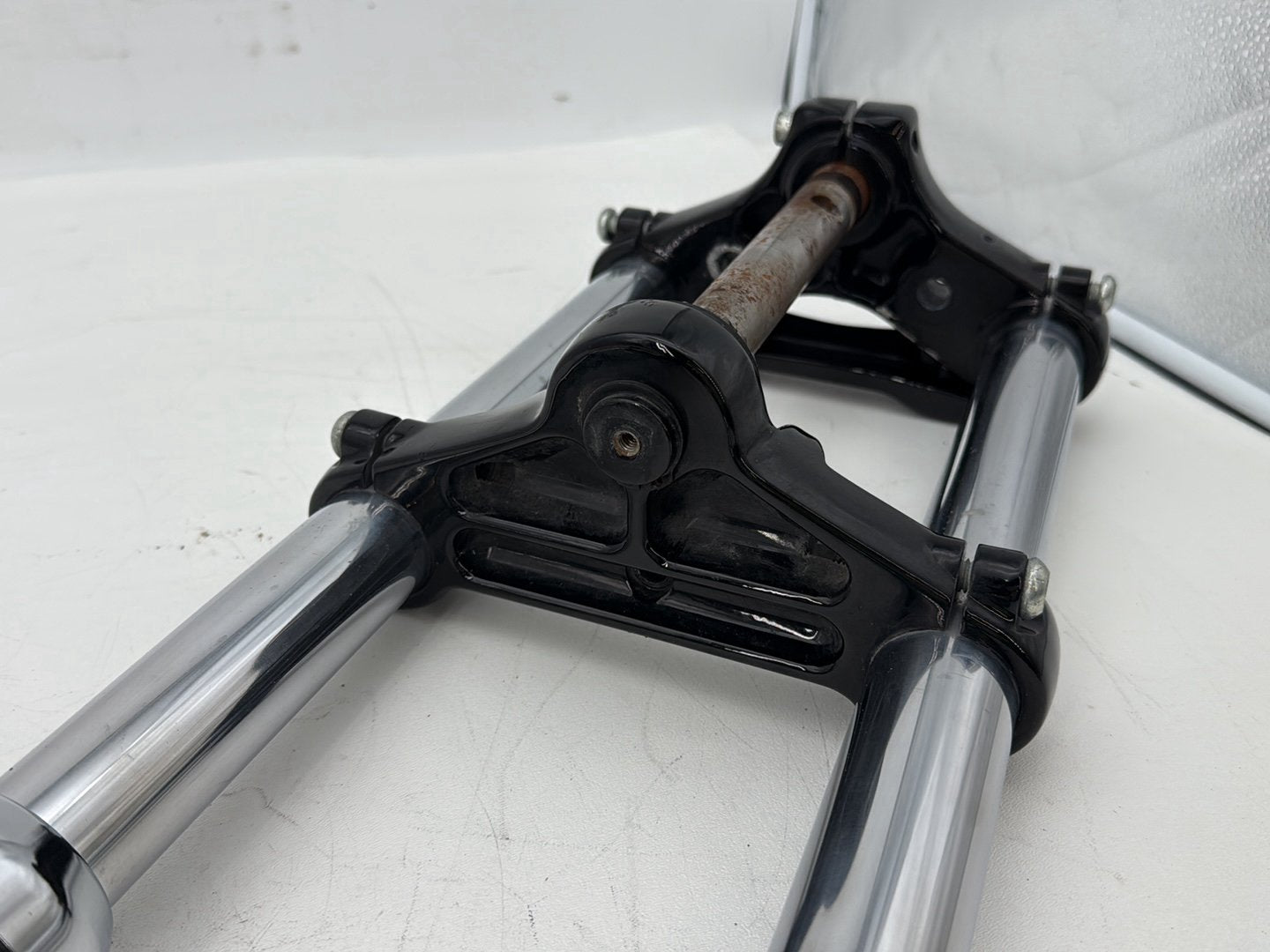 2004 - 2013 Harley-Davidson Sportster 1200 Custom Front Triple Tree Set & LH RH Fork Legs Sliders 46126-04