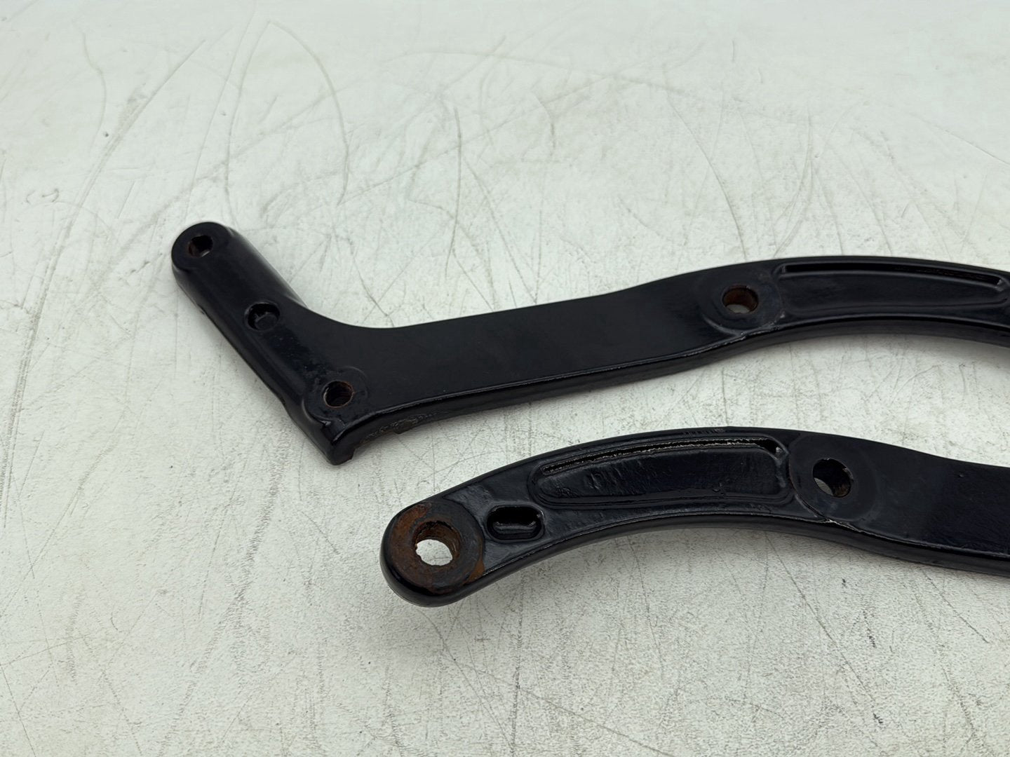 2011 Harley Softail FLSTFB Fat Boy OEM Rear Left & Right Fender Support Bracket