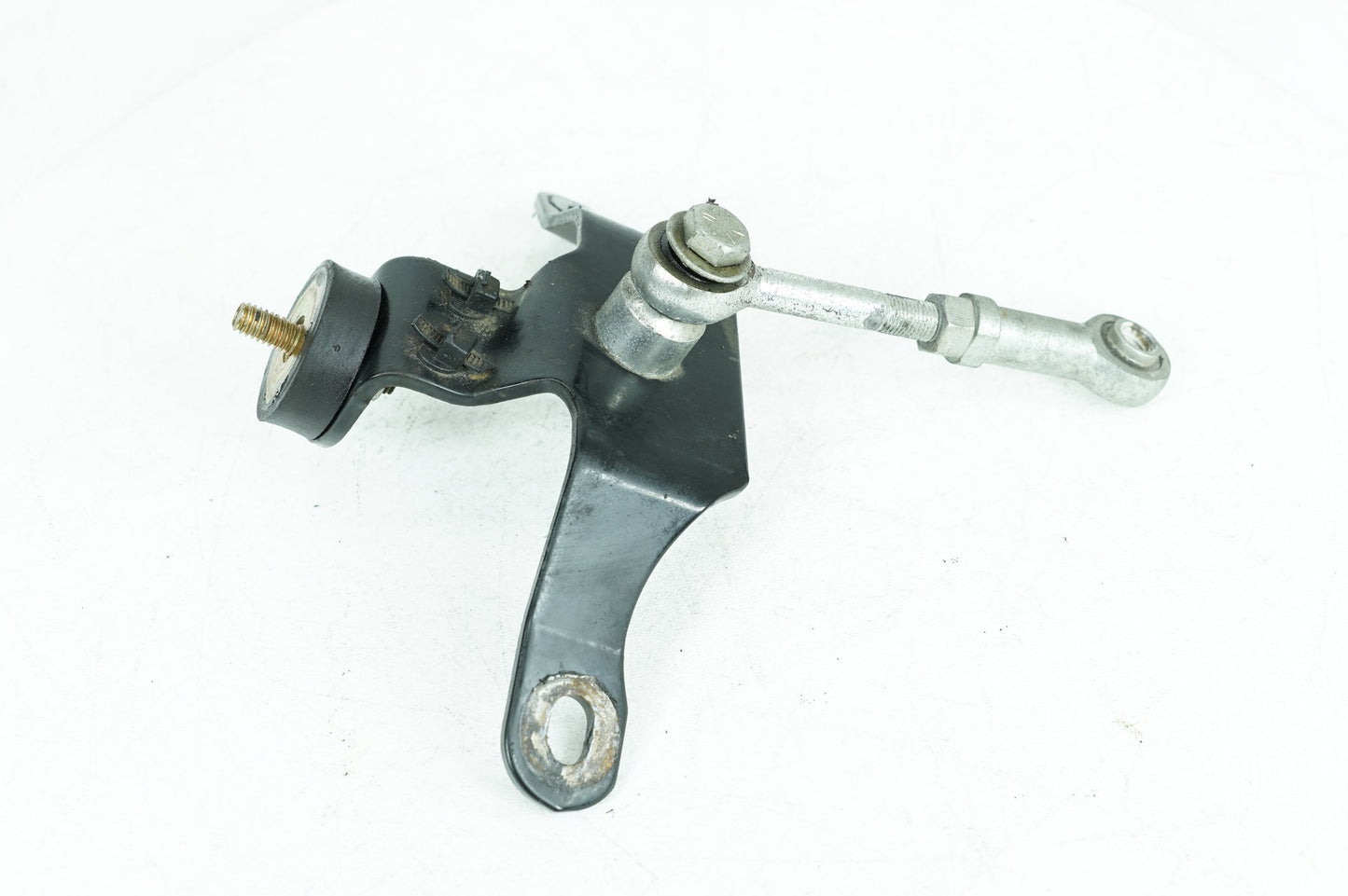 2007 - 2016 Harley-Davidson Dyna Super Glide Custom Engine Motor Mount Bracket  	16328-04