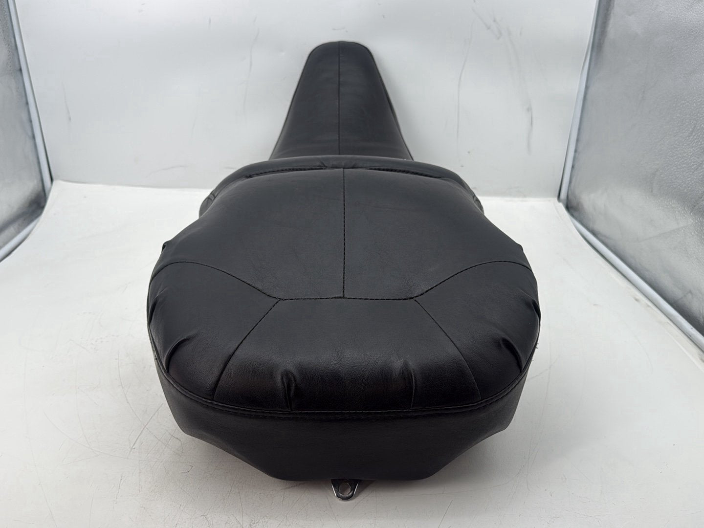 2007 Harley Touring FLHTCU Electra Glide Ultra OEM Passenger Rider Driver Seat Saddle