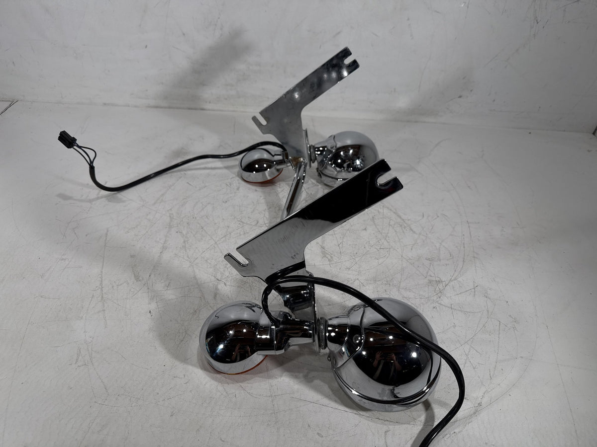 2012 Harley Electra Touring Ultra OEM Front Turn Signal Indicators Aux Light Bar