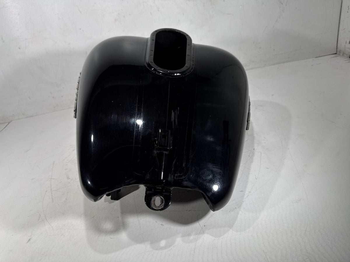 2006 Harley Street Glide Touring FLHX OEM Fuel Gas Tank Gasoline Reservoir