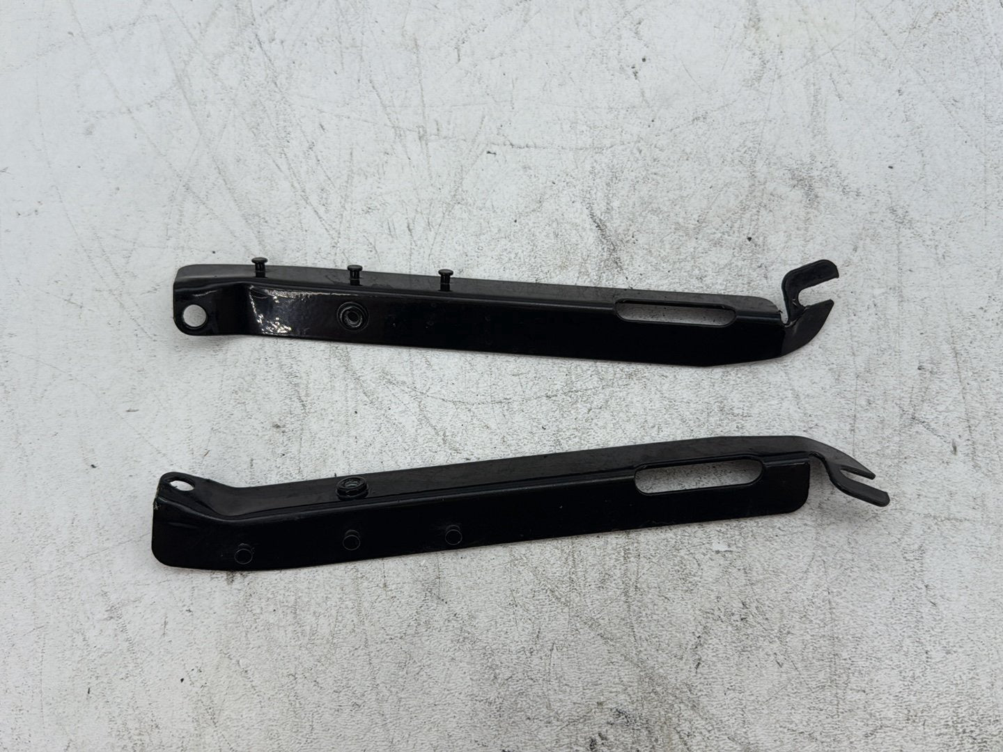 1996 Harley Electra Glide Touring FLHT OEM Right Left Fairing Support Brackets