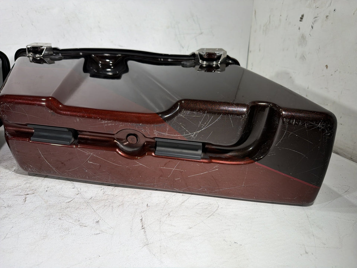 2011 Harley Electra Glide Touring Ultra OEM Left Right Saddlebags Luggage NOKey