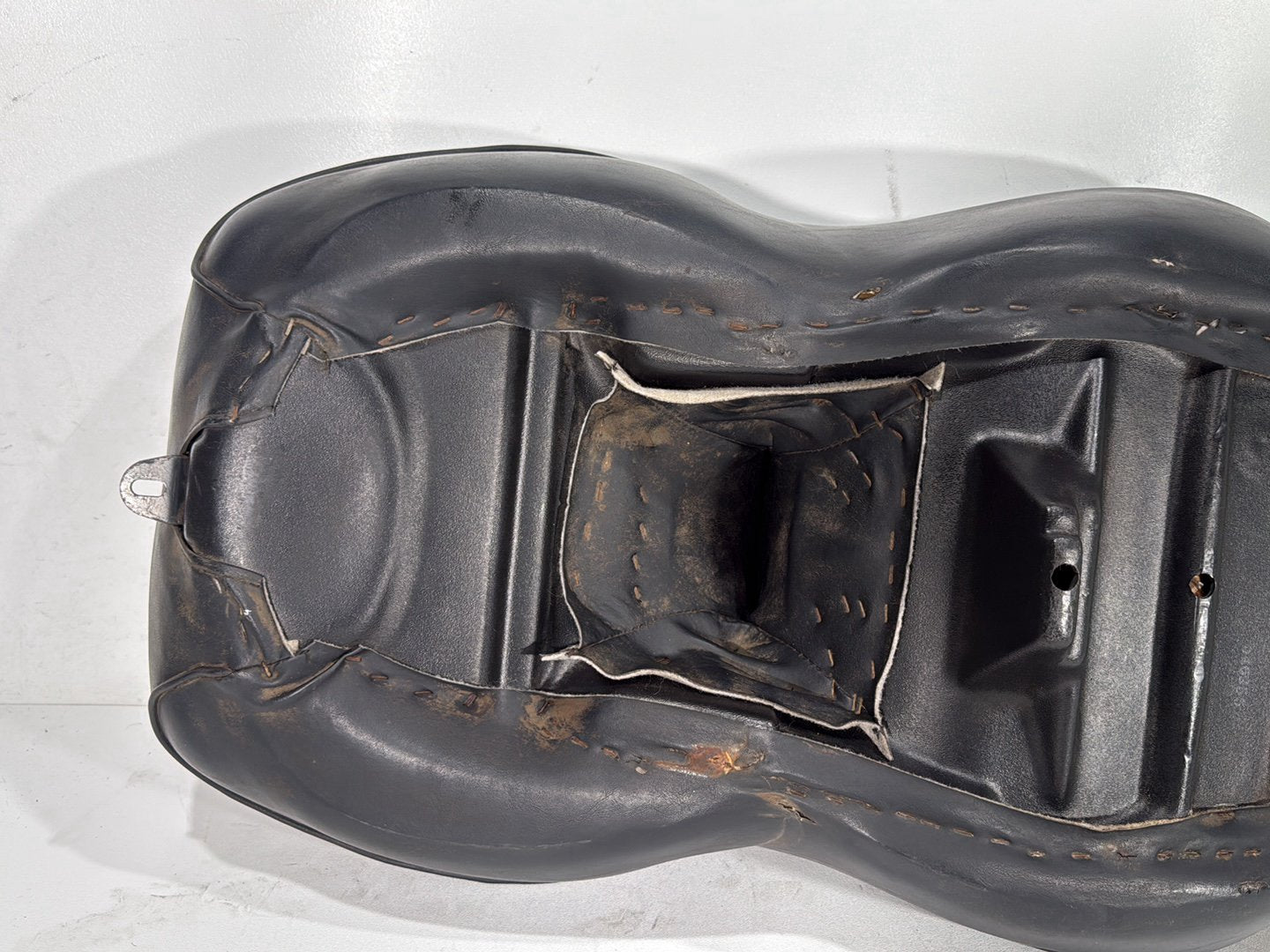 1996 Harley Electra Glide Touring FLHT OEM Passenger Rider Driver Seat Saddle