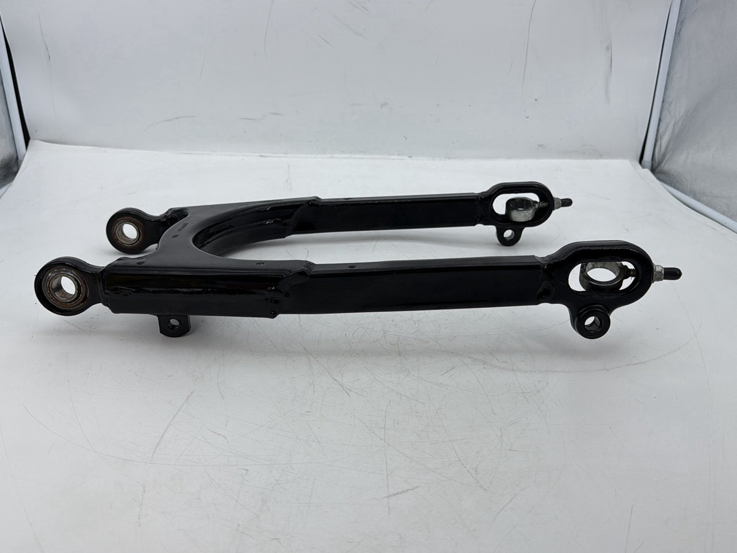 2006 Harley Sportster XL883C 883 Custom OEM Rear Fork Swingarm Swing Arm