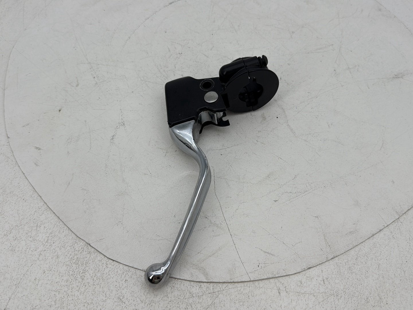 2007 - 2012 Harley-Davidson Touring Electra Glide Ultra Front Left Hand Clutch Control Lever 38700-08