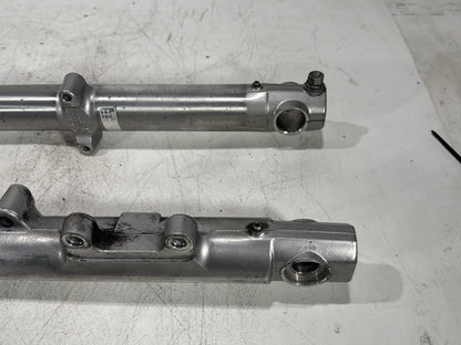 2004 Harley Dyna Super Glide FXDI OEM Front Triple Tree Set & LH RH Fork Legs Sliders