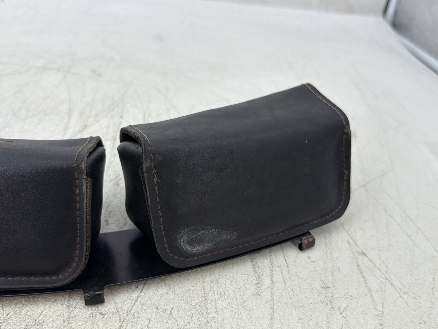 1998 Harley Touring FLHTCUI Electra Glide Ultra OEM Front Onboard Tool Bag Leather Storage
