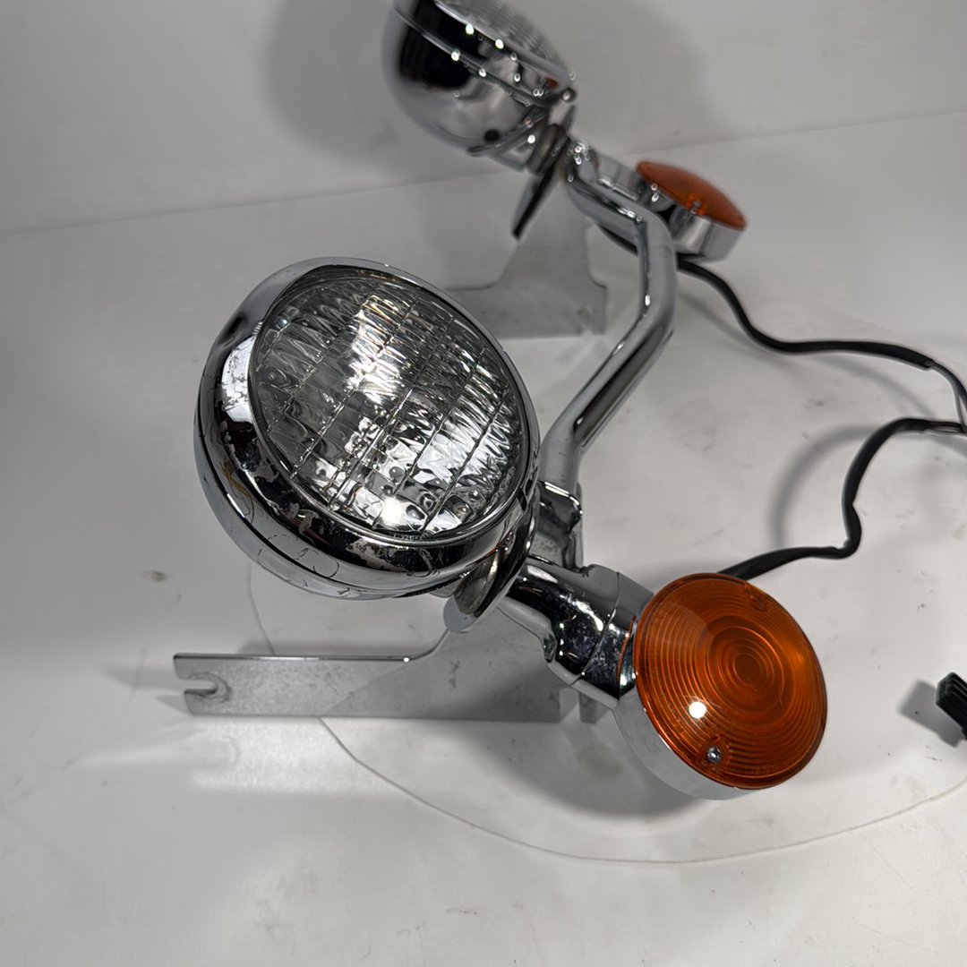 1984 - 1998 Harley-Davidson Touring Road King Police Front Turn Signal Indicators Aux Light Bar  	68712-94A