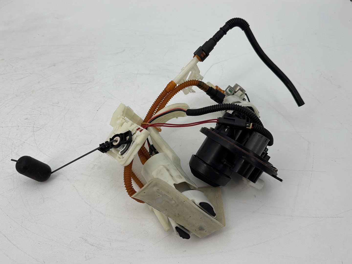 2008 - 2016 Harley-Davidson Touring Electra Glide Ultra Fuel Pump Gas Gasoline Petrol Sending