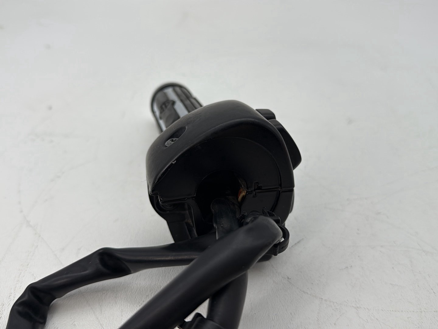 2008 Harley Road King Touring FLHR OEM Right Engine Start Kill Switches Controls