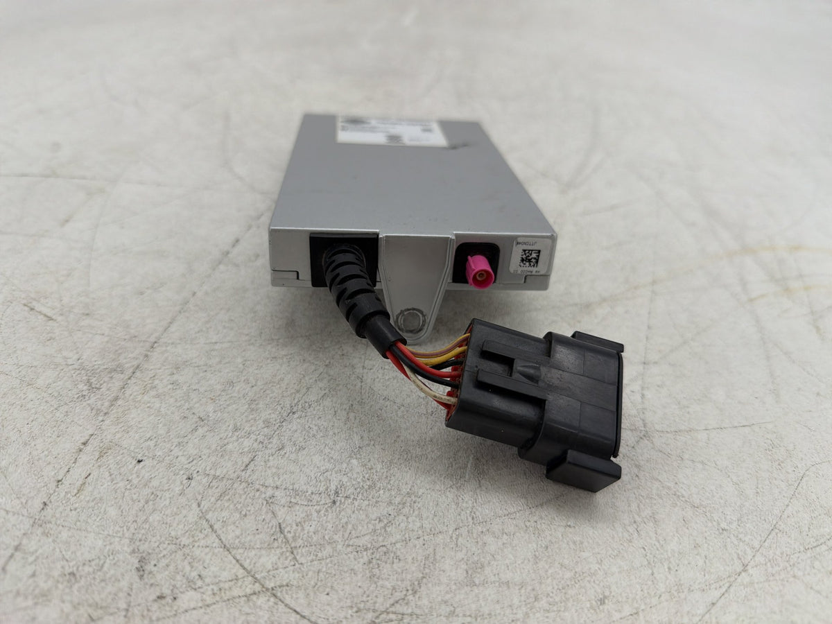09 Harley Electra Glide Touring CVO OEM XM Harman Kardon Radio Module 76165-06A