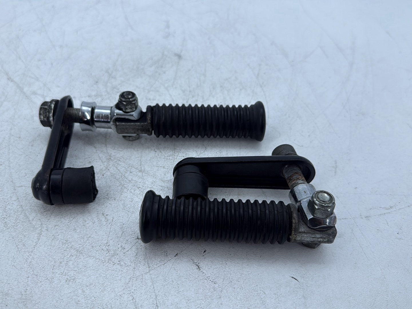 1997 Harley Softail Fat Boy FLSTF OEM Left & Right Step Foot Rest Pegs