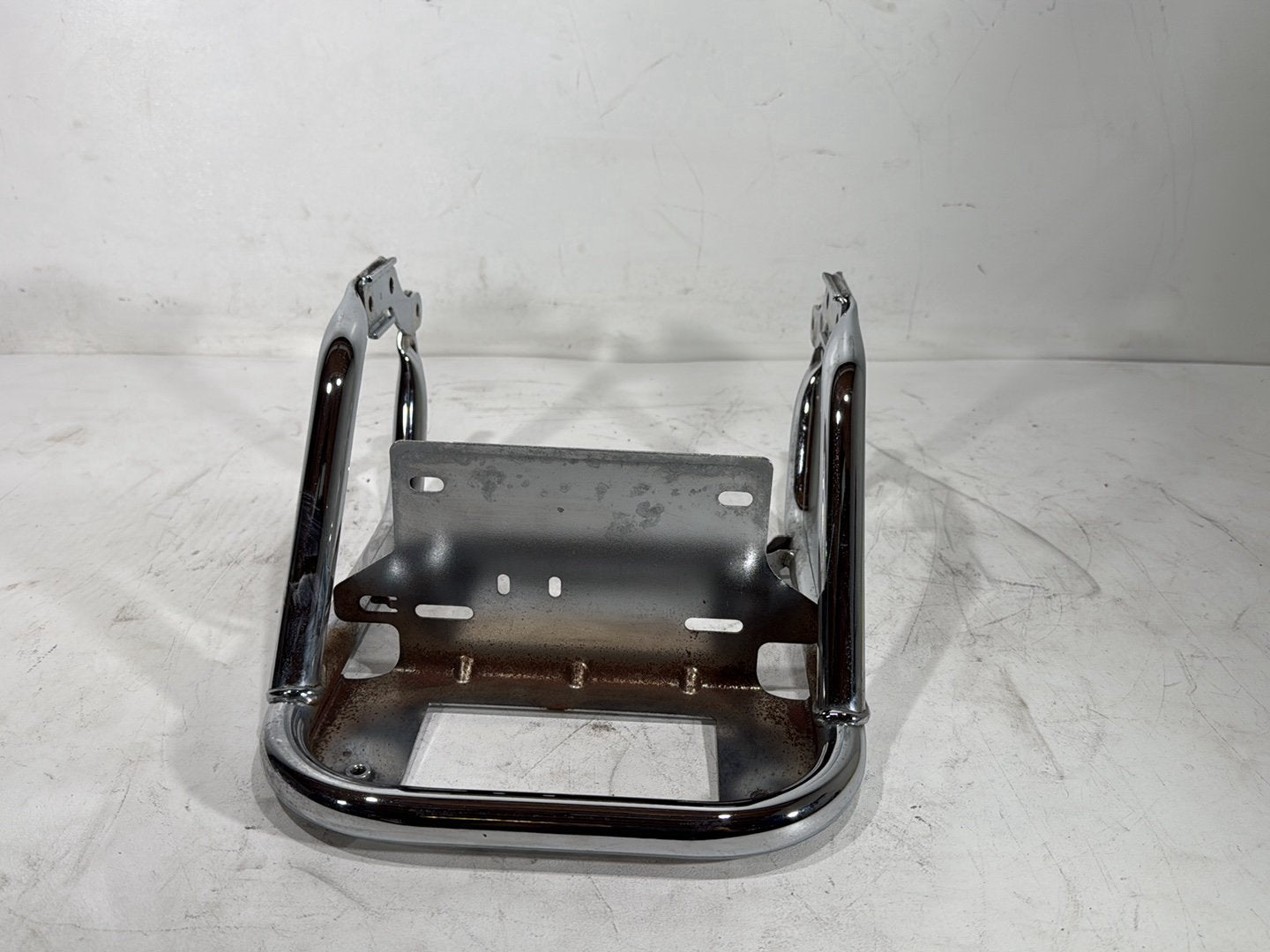2013 Harley Electra Glide Touring Ultra FLHTCUI OEM Rear Back Luggage Rack Storage Baggage Bar