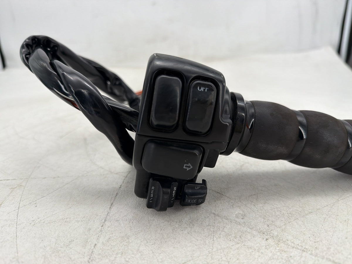 2013 Harley Electra Glide Touring OEM Right Engine Start Kill Switches Controls