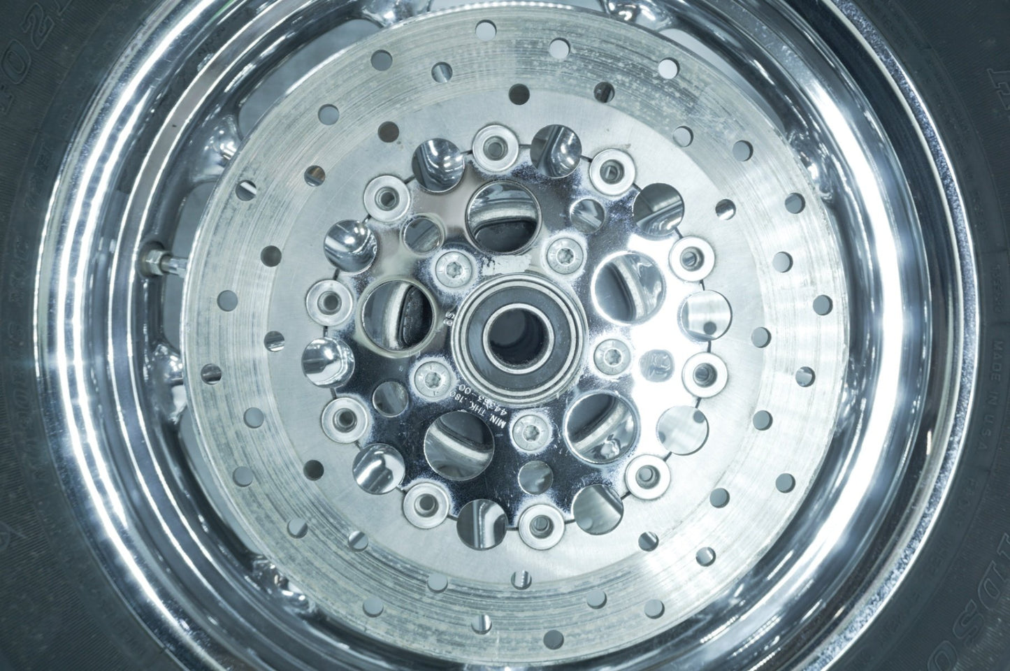 2007 - 2011 Harley-Davidson Touring CVO Electra Screamin Eagle Front & Rear Wheel Rim Tire 43539-04