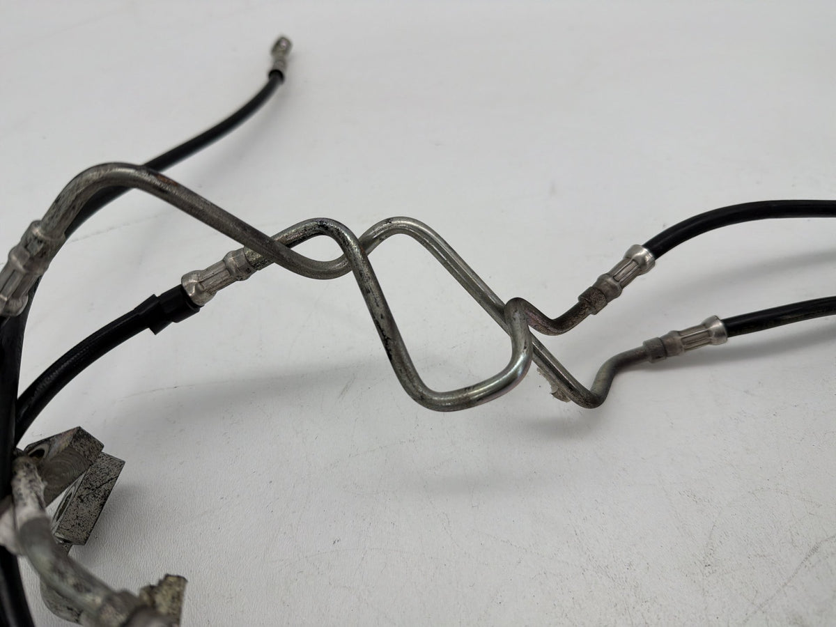 2014 Harley Electra Glide Touring Ultra OEM Front Brake Hose Line Pipe ABS