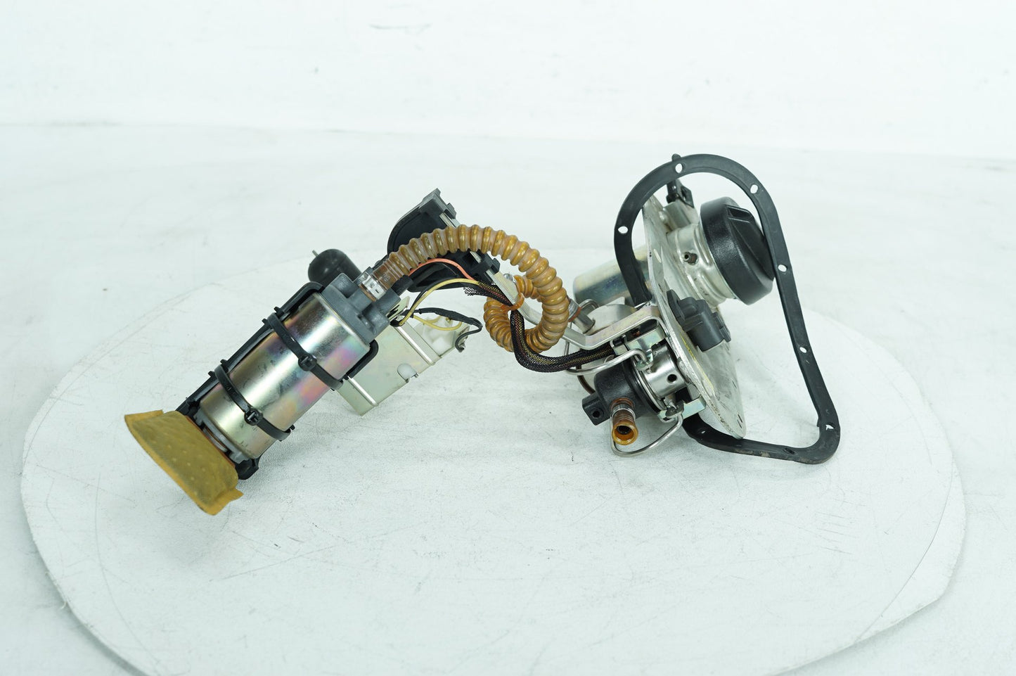 1999 - 2006 Harley-Davidson Touring Electra Ultra Classic Fuel Pump Gas Gasoline Petrol Sending 62897-01B