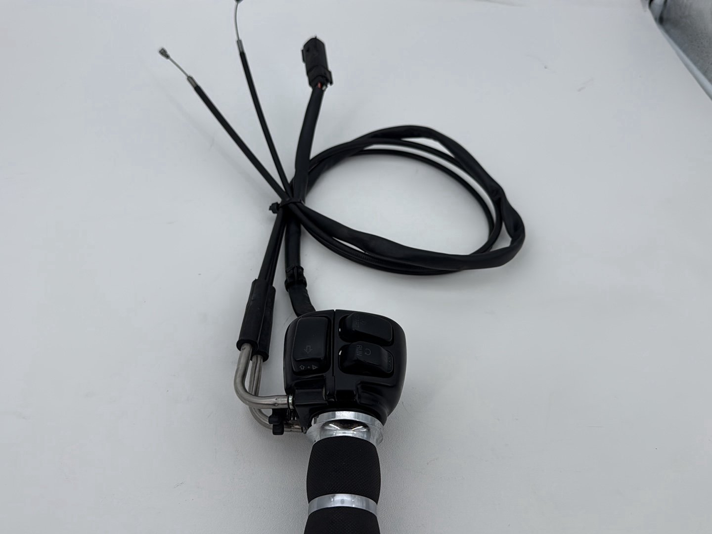 2007 Harley Softail Heritage Classic FLSTC OEM Right Engine Start Kill Switches Controls