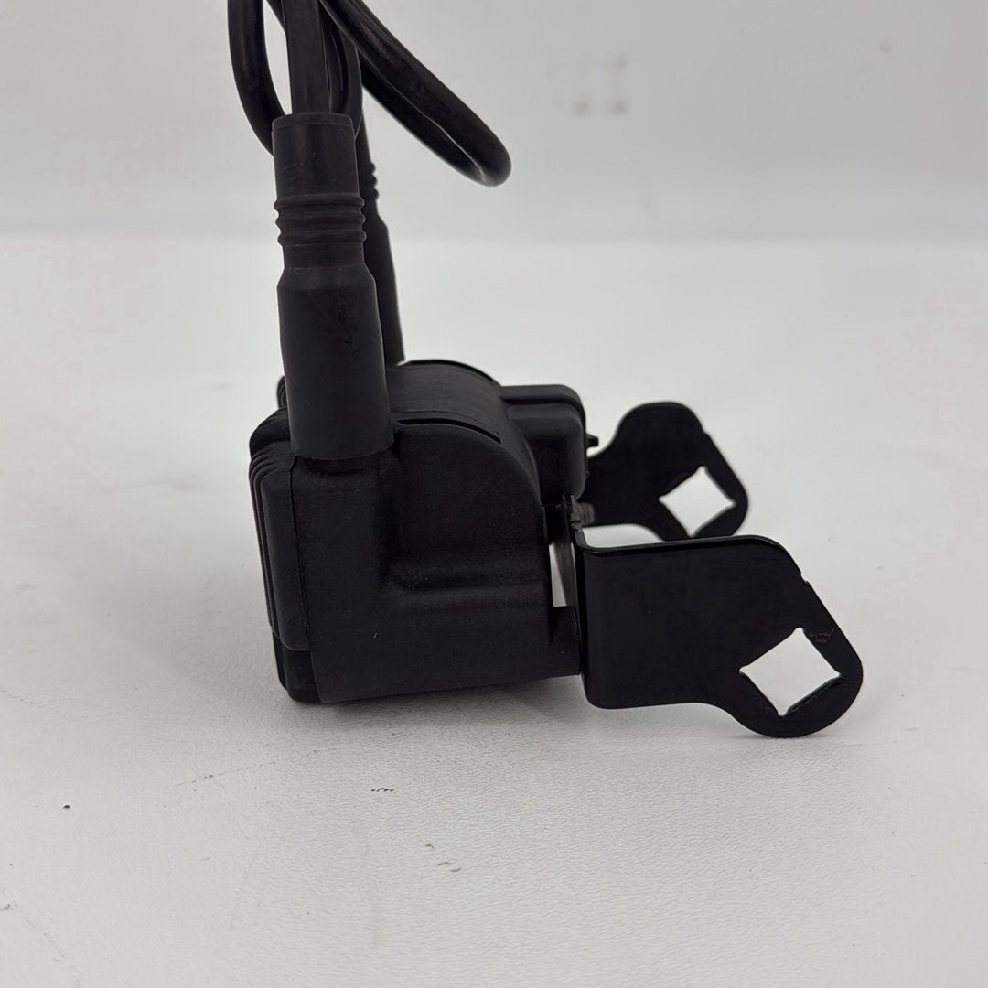 2007 - 2012 Harley-Davidson Touring Street Glide Ignition Coil Spark Plugs Cable  	31743-01