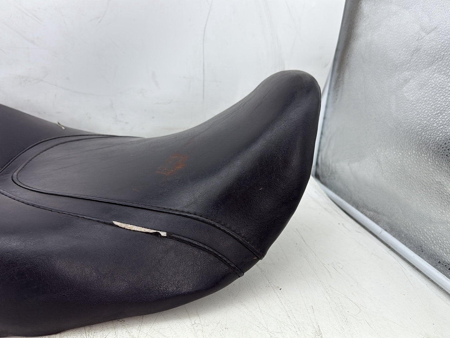 2004 Harley Road King Touring Custom FLHRSI OEM Passenger Rider Driver Seat Saddle