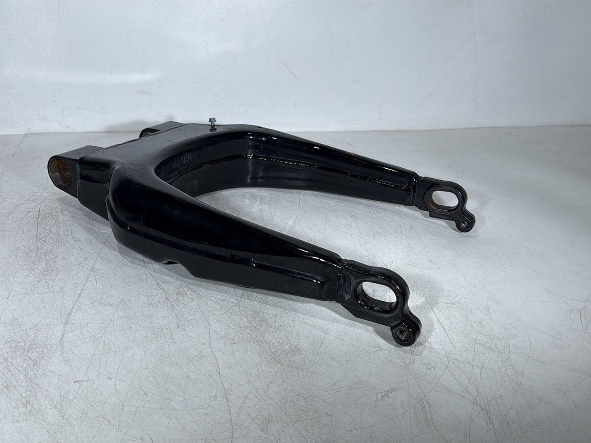 2008 - 2016 Harley-Davidson Touring Electra Glide Ultra Rear Fork Swingarm Swing Arm 47549-09