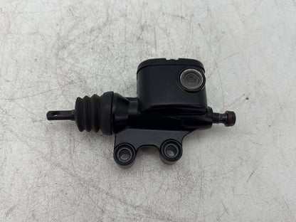 2013 Harley Electra Glide Touring Ultra FLHTCUI OEM Rear Brake Master Cylinder Reservoir