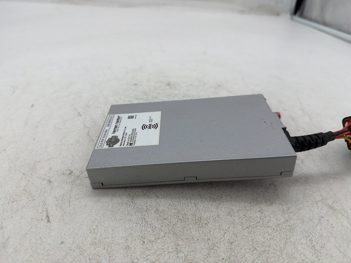 07 Harley Electra Touring CVO Eagle OEM XM Harman Kardon Radio Module 76165-06A