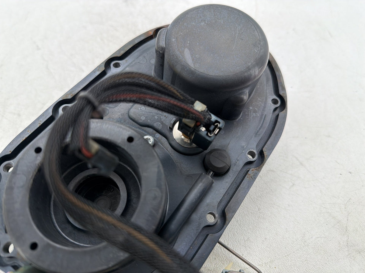 05 Harley Dyna Super Glide Custom FXDC OEM Fuel Pump Gas Gasoline Petrol Sending