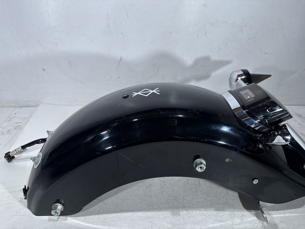 2010 Harley Road King Touring Police OEM Rear Wheel Fender & Turn Signals Bar